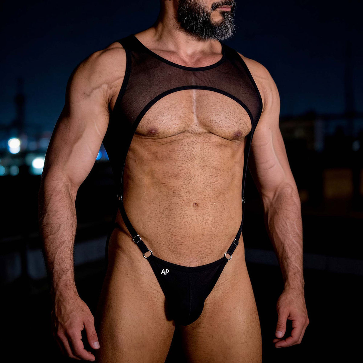 Traje CAGE